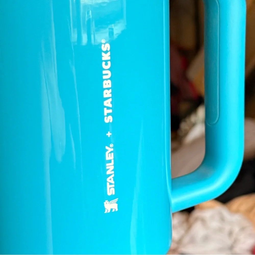 2026 Spring Stanley/Starbucks Tumbler - Picture 2 of 8